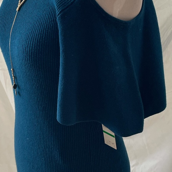 Sweeter blue dress style. Size L - Picture 11 of 11